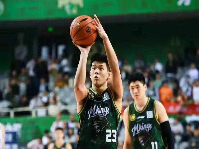 Lin Wei Basketball (What is the height and wingspan of Lin Wei Basketball)